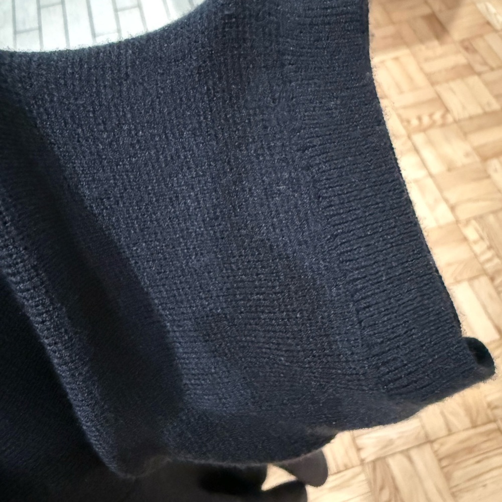 Abercrombie & Fitch Black Short Sleeve sweater Mini Dress - Picture 8 of 8